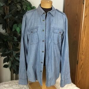 H & M L.O.G.G. Med fitted button down lightweight blue